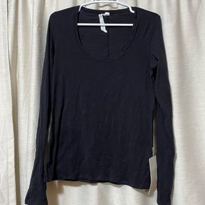 Lululemon Anahatasana Long Sleeve Tee